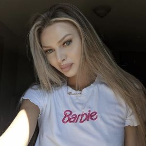 Meet your Posher, Delaney